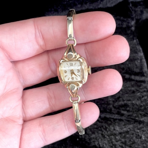 Bulova Accessories - Vintage 1950 Bulova LS Swiss